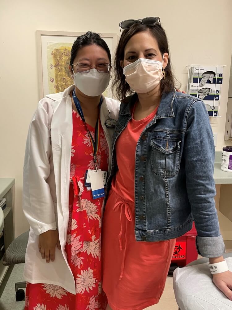 Lianne Kraemer (right) at a check-up with medical oncologist Nancy Lin, MD (left).
